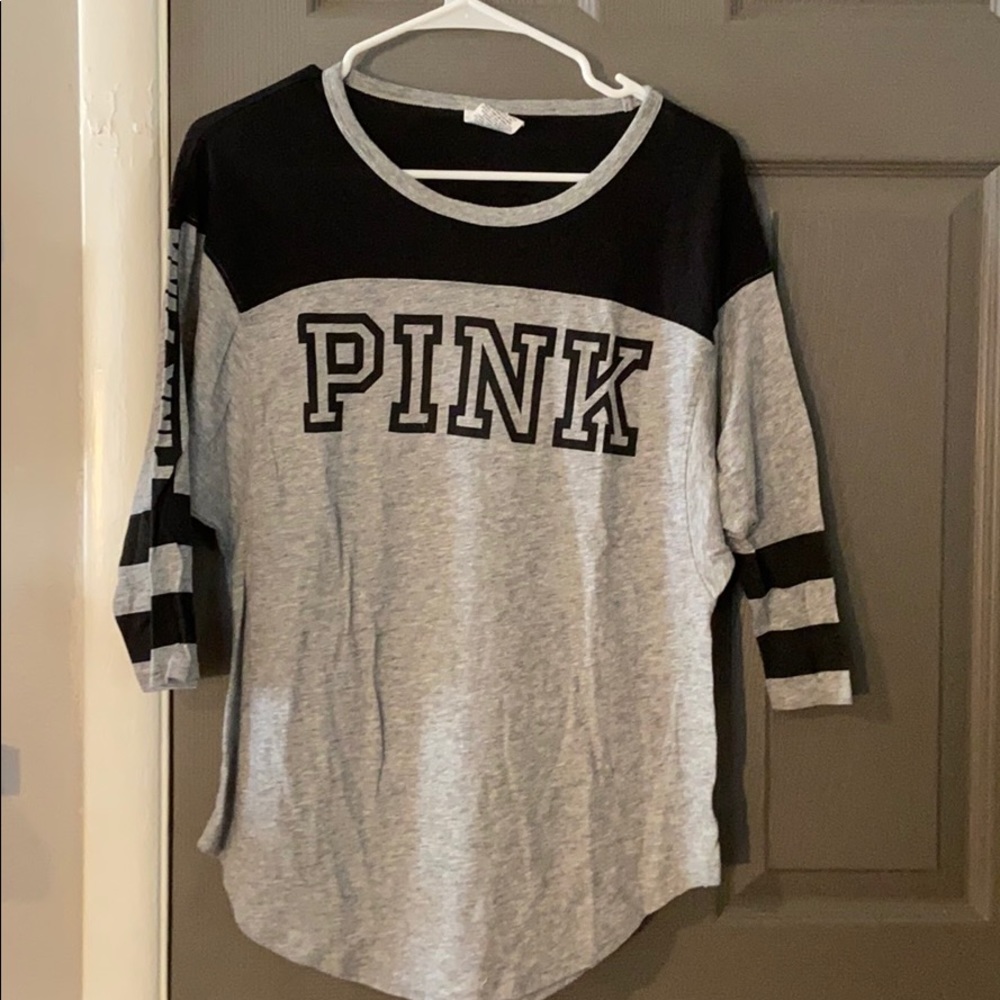 vs pink tank